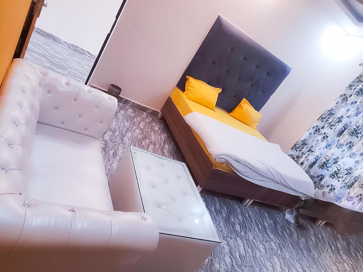 Roomshala 110 Hotel Mulaqaat - Shiv Nadar University Dadri 외부 사진